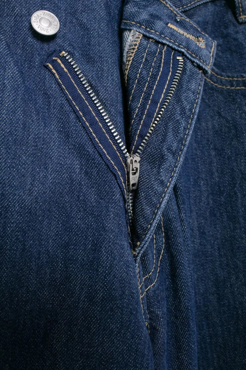 Jean asimétrico ancho