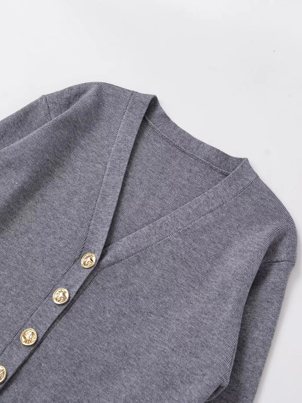 Cardigan botones dorados