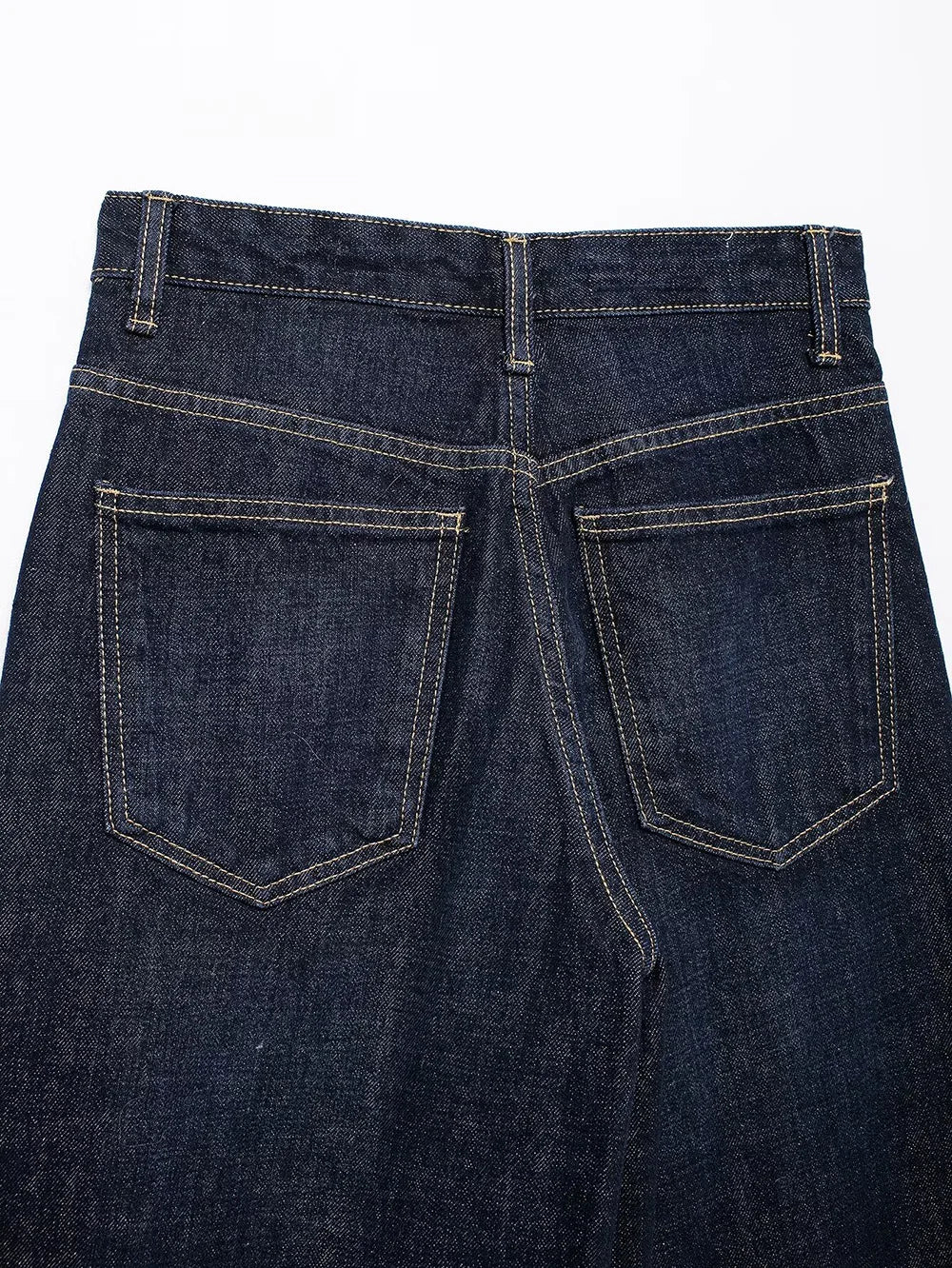 Jean asimétrico ancho